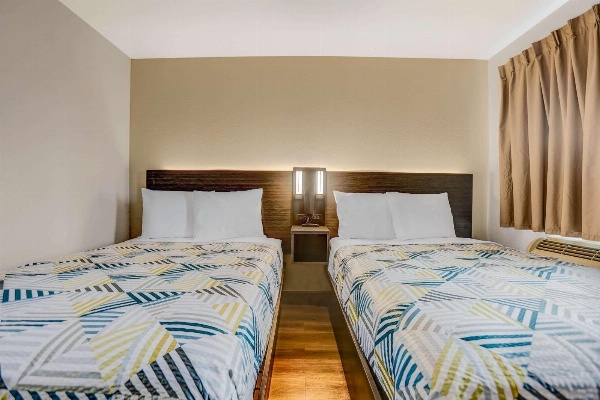 Motel 6-San Bernardino, CA - South image 7